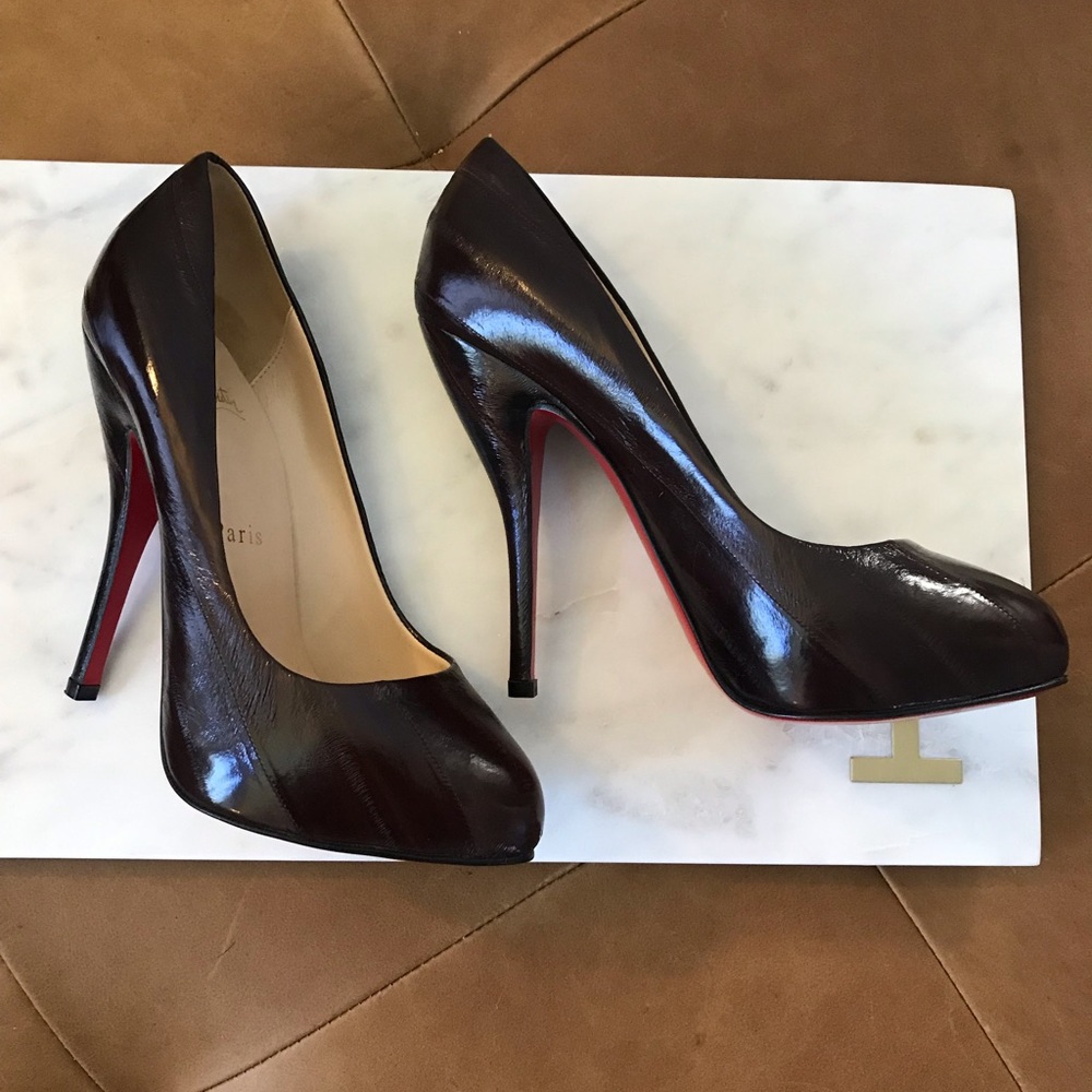 Christian Louboutin Maroon Leather Pump